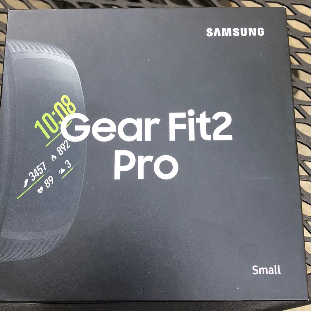Gear Fit2 Pro size small